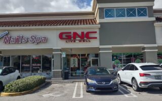 GNC Franchise retail business in busy Publix plaza